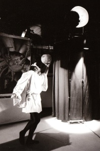 Alessandro Pultrone regala il mondo alla luna (Finlandia)